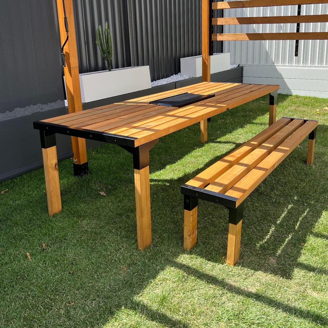 Al Fresco Dining Table